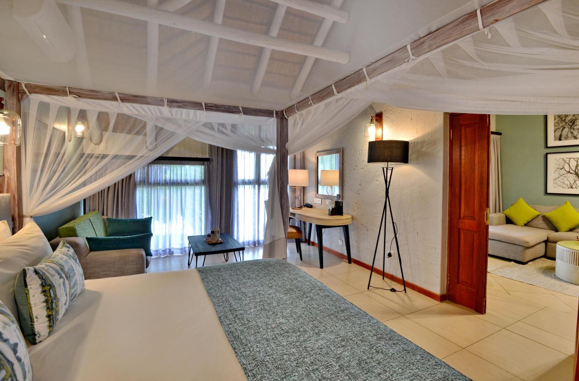 Cresta Mowana Safari Resort y Spa Kasane Exterior foto