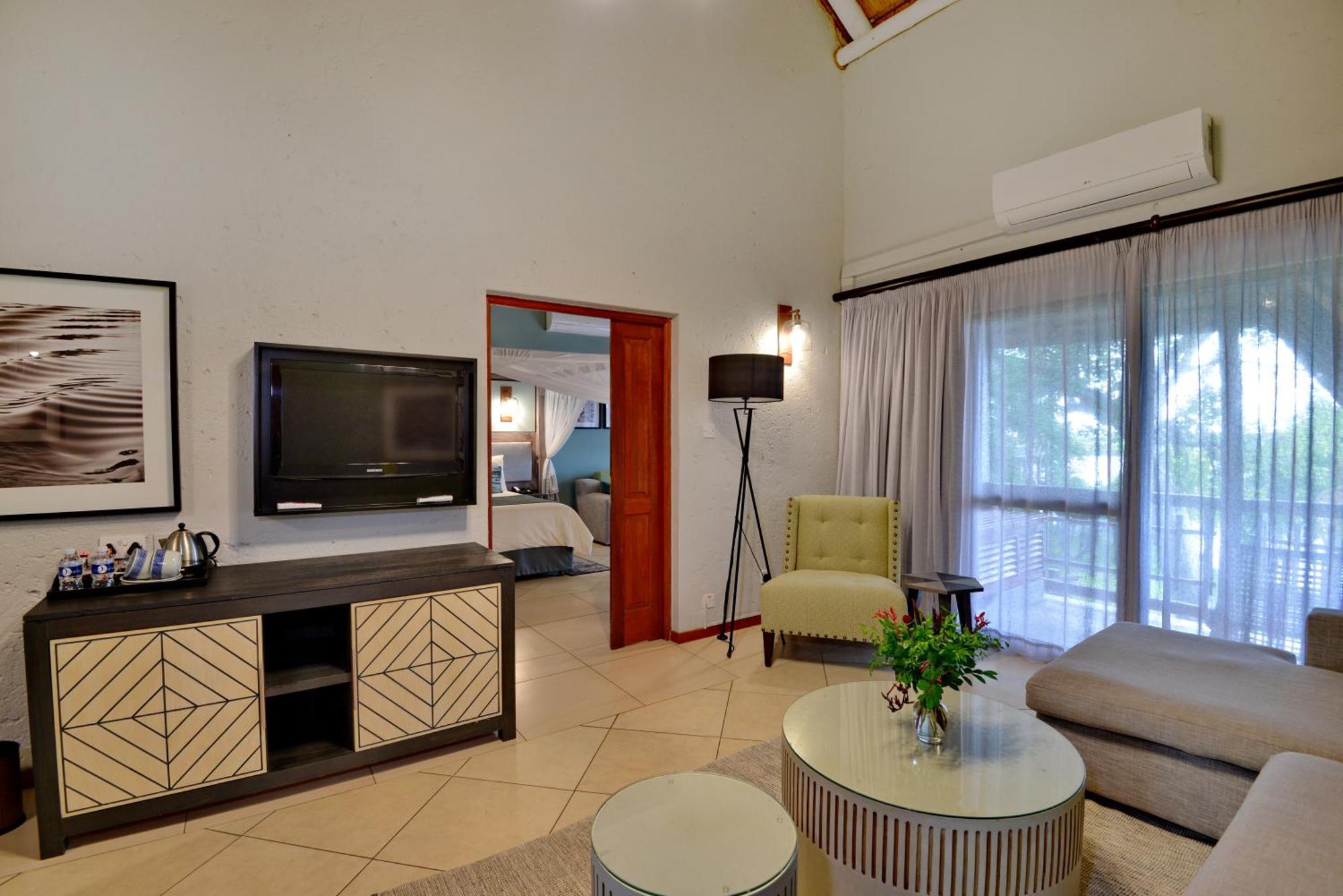 Cresta Mowana Safari Resort y Spa Kasane Exterior foto